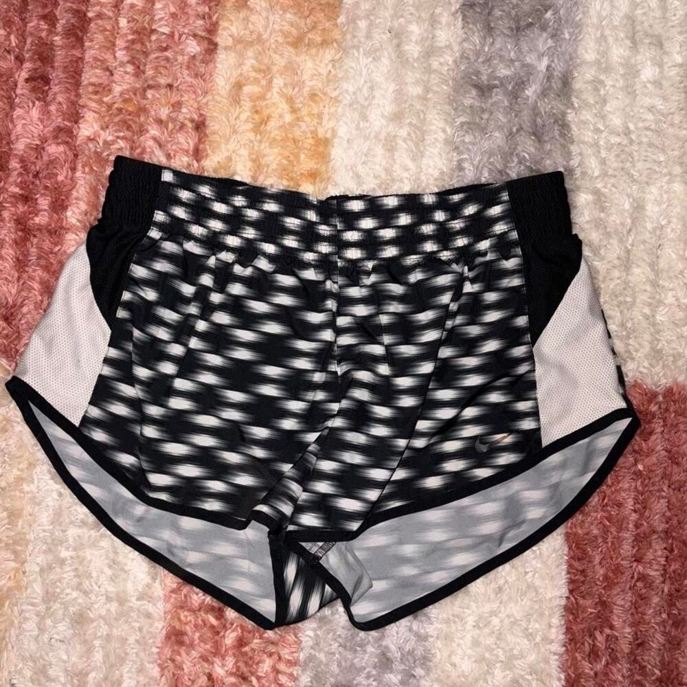 Nike Women's multi Shorts